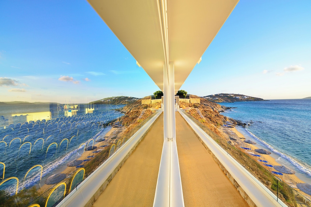 Saint John Hotel Villas & Spa — Beach in Ornos, South Aegean