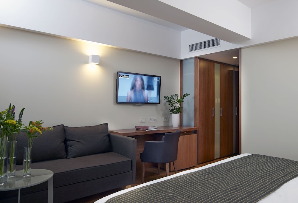 Samaria Hotel — Hotel rooms in Chania