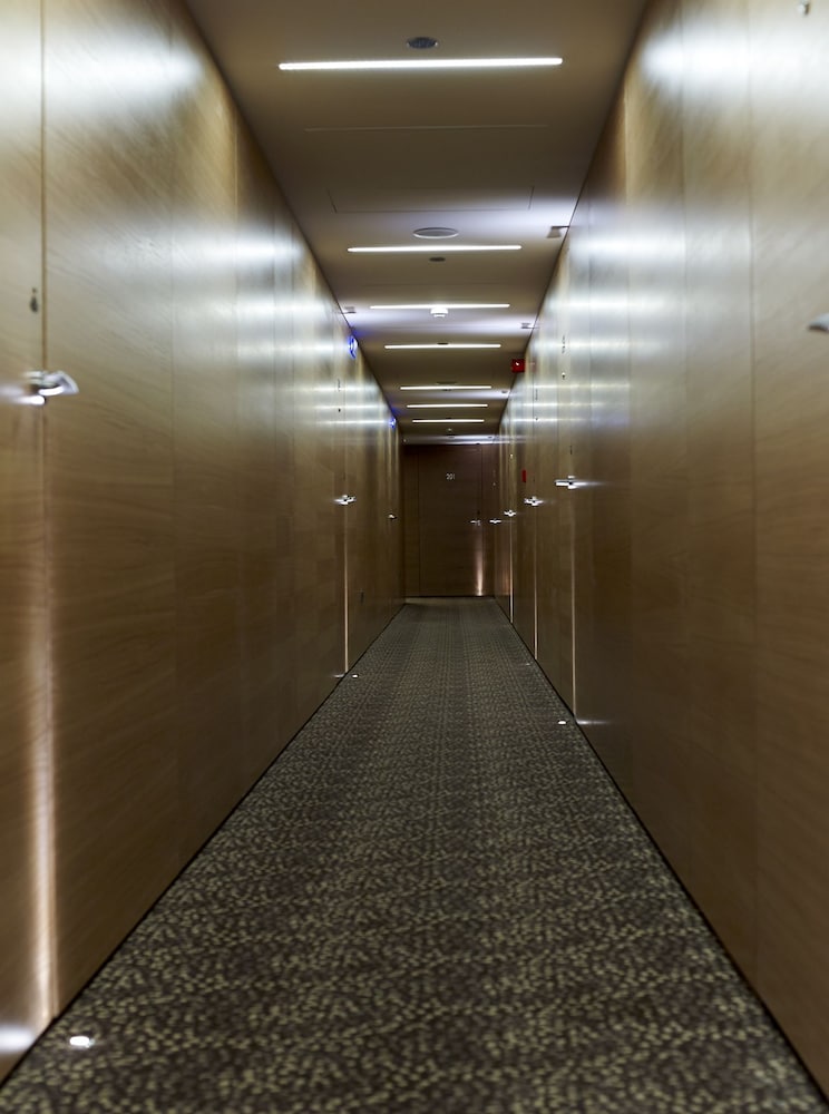Samaria Hotel — Hotel building in Chania