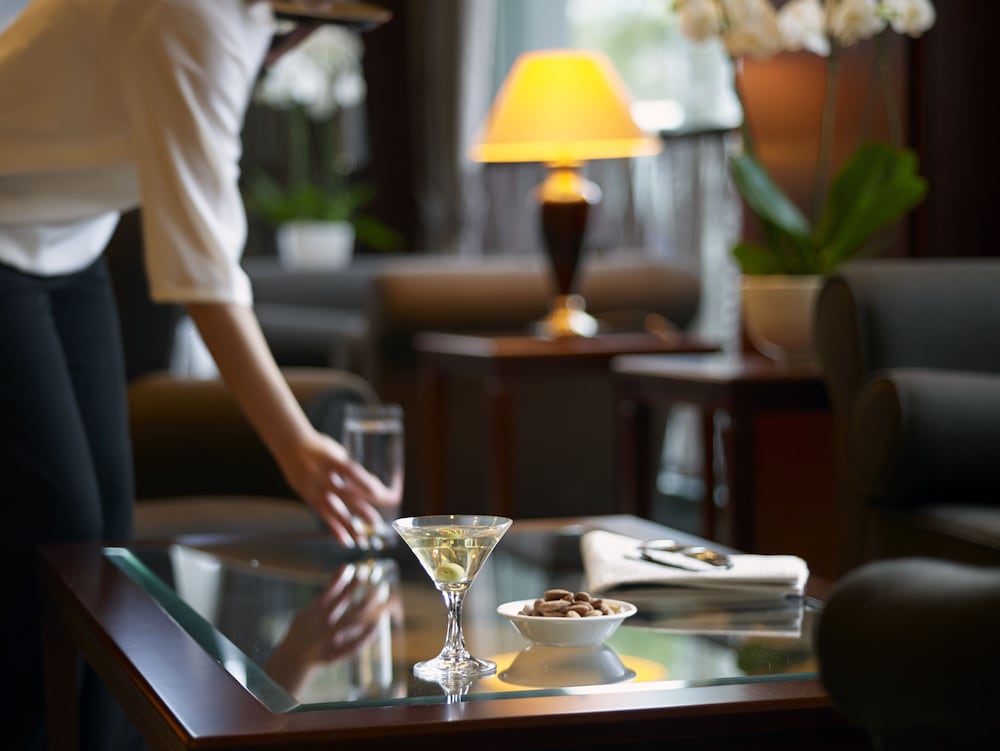 Samaria Hotel — Restaurant & bars in Chania