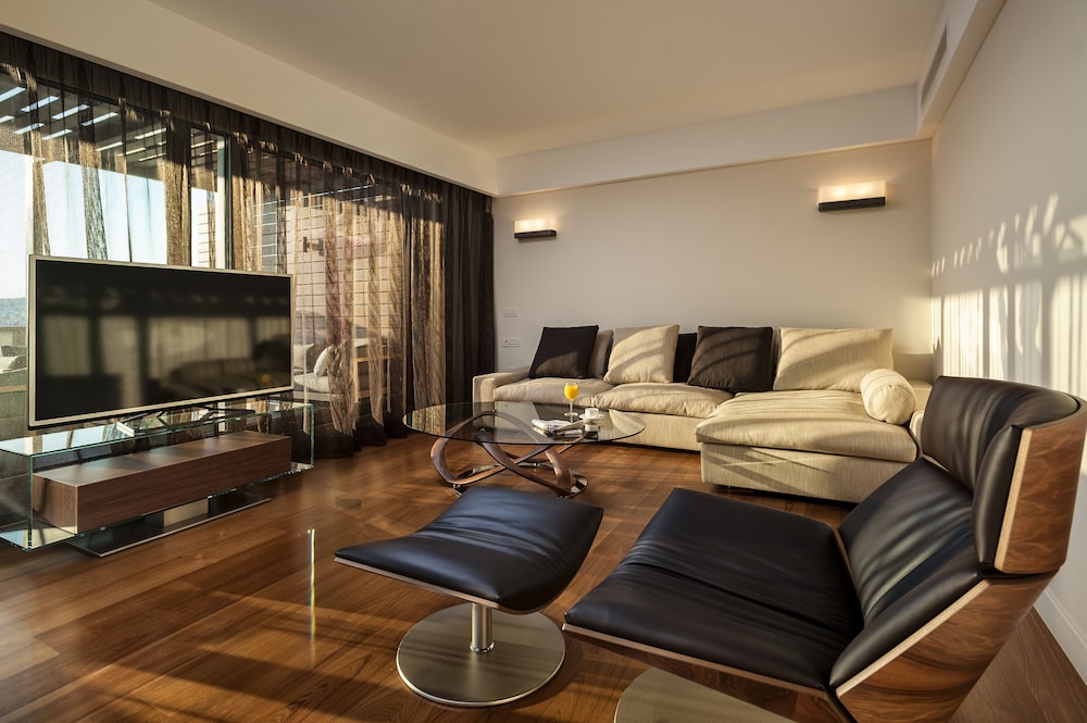 Samaria Hotel — Hotel rooms in Chania
