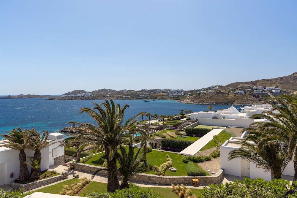 Santa Marina, a Luxury Collection Resort, Mykonos — Hotel building in Ornos, South Aegean
