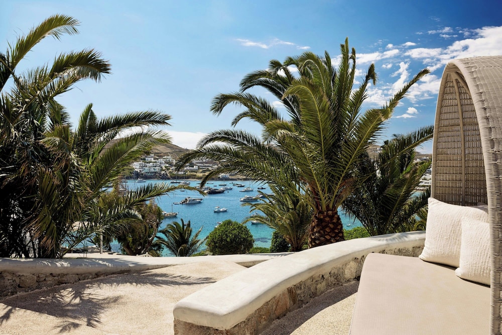 Santa Marina, a Luxury Collection Resort, Mykonos — Attractions in the area in Ornos, South Aegean