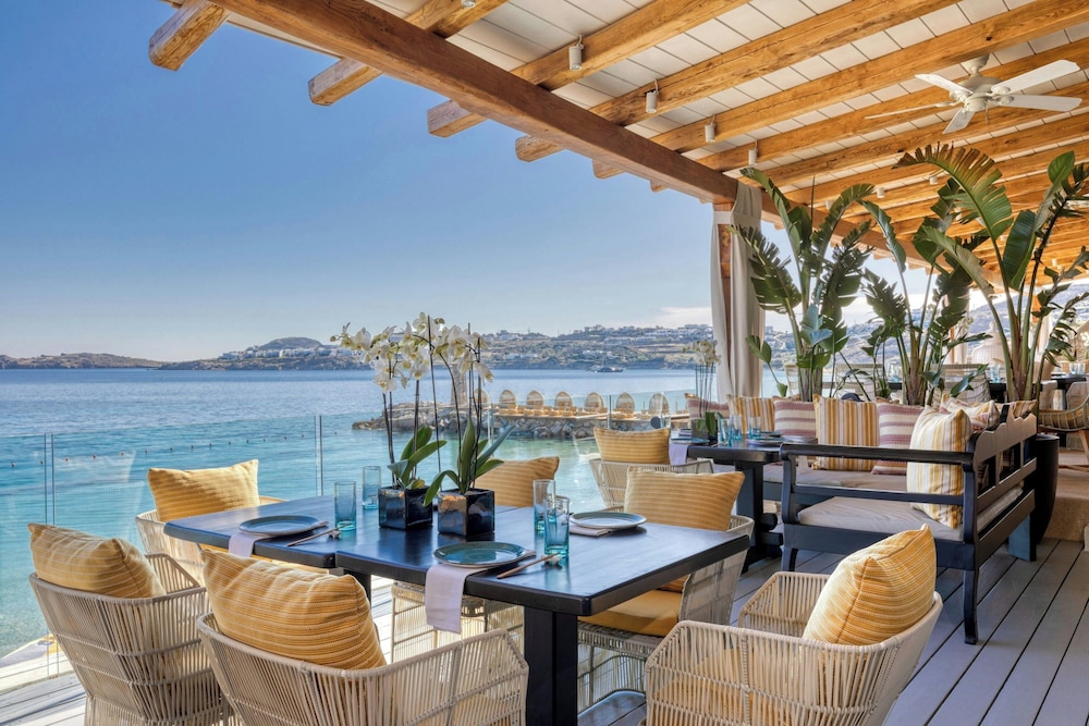 Santa Marina, a Luxury Collection Resort, Mykonos — Restaurant & bars in Ornos, South Aegean