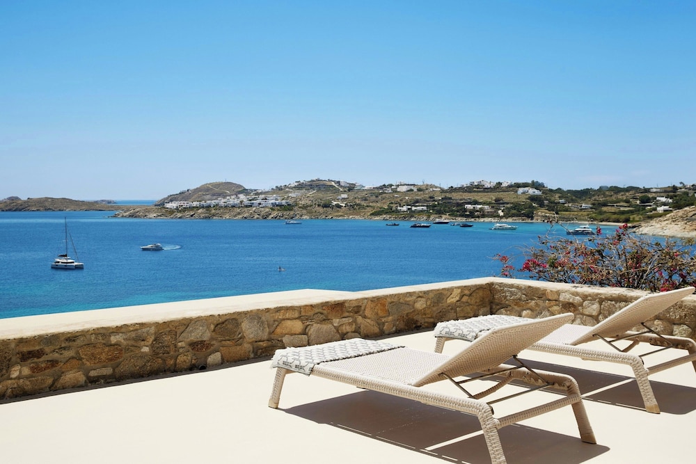 Santa Marina, a Luxury Collection Resort, Mykonos — Attractions in the area in Ornos, South Aegean