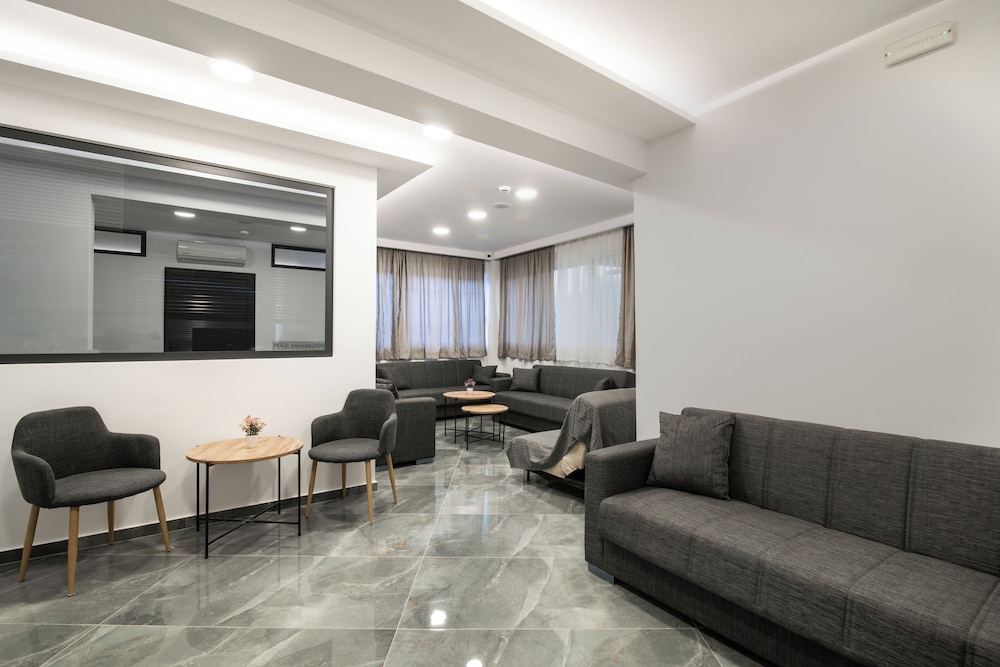 Savvas De Mar Hotel — Hotel rooms in Laganas, Ionian Islands