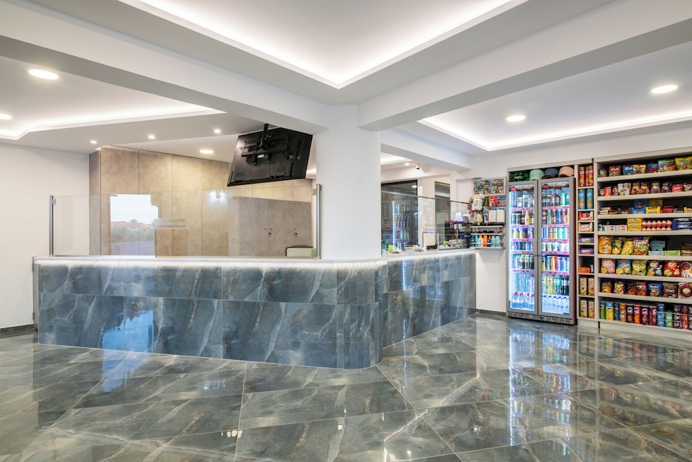 Savvas De Mar Hotel — Restaurant & bars in Laganas, Ionian Islands