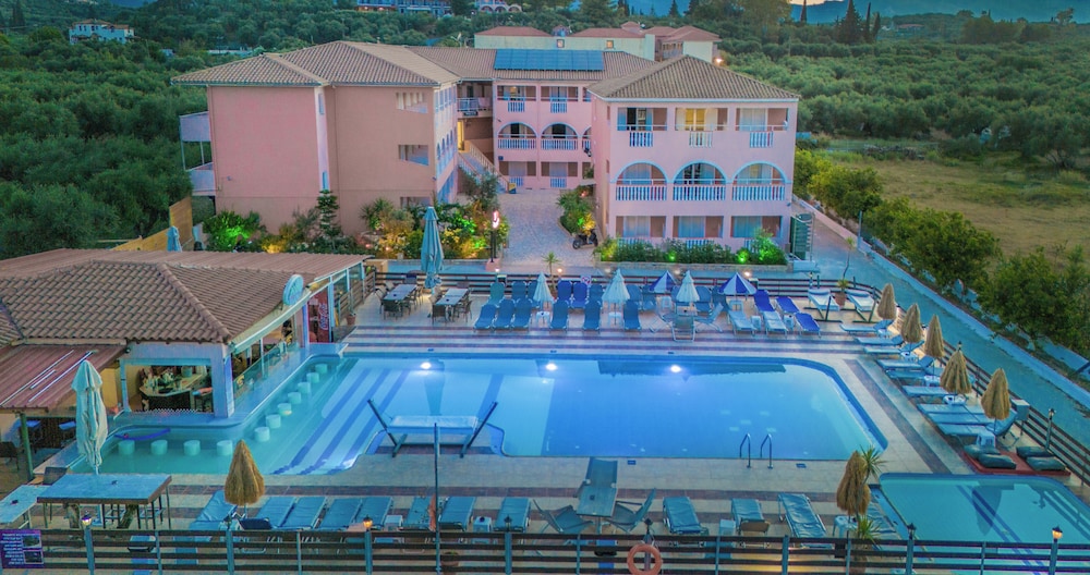 Savvas De Mar Hotel — Swimming pool in Laganas, Ionian Islands