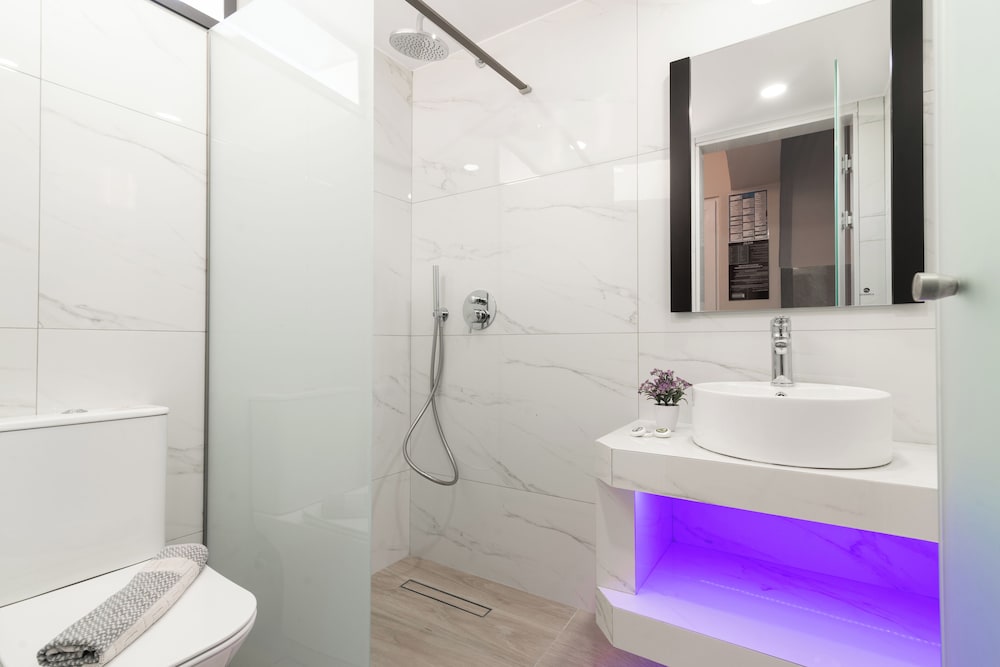 Savvas De Mar Hotel — Hotel rooms in Laganas, Ionian Islands