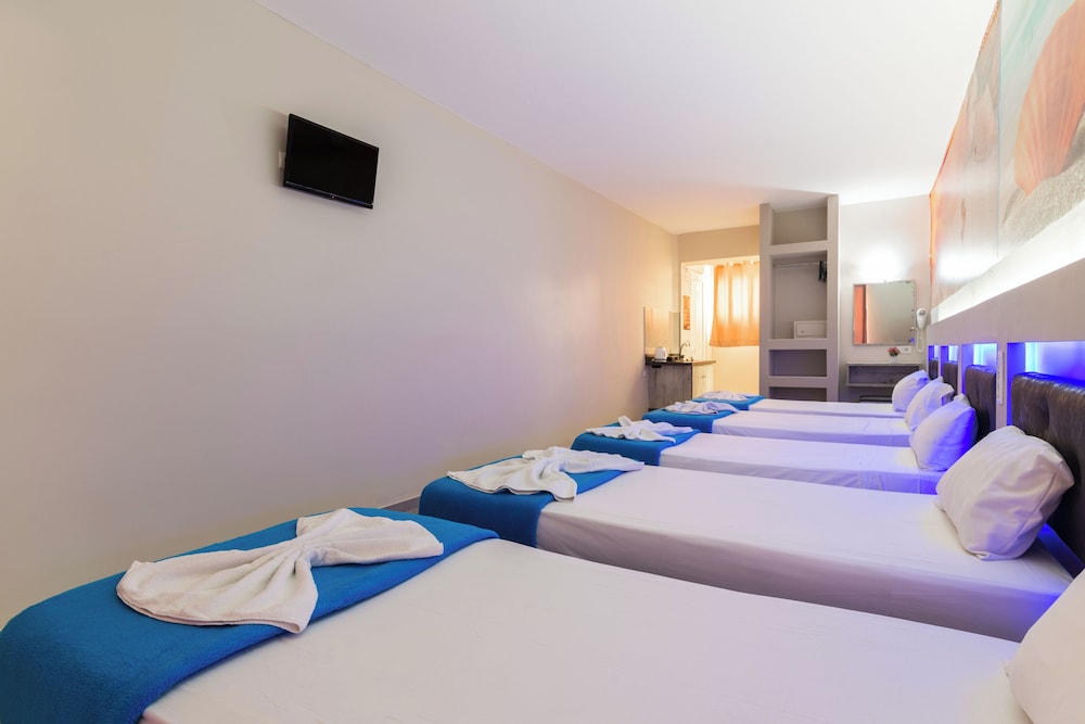 Savvas De Mar Hotel — Hotel rooms in Laganas, Ionian Islands