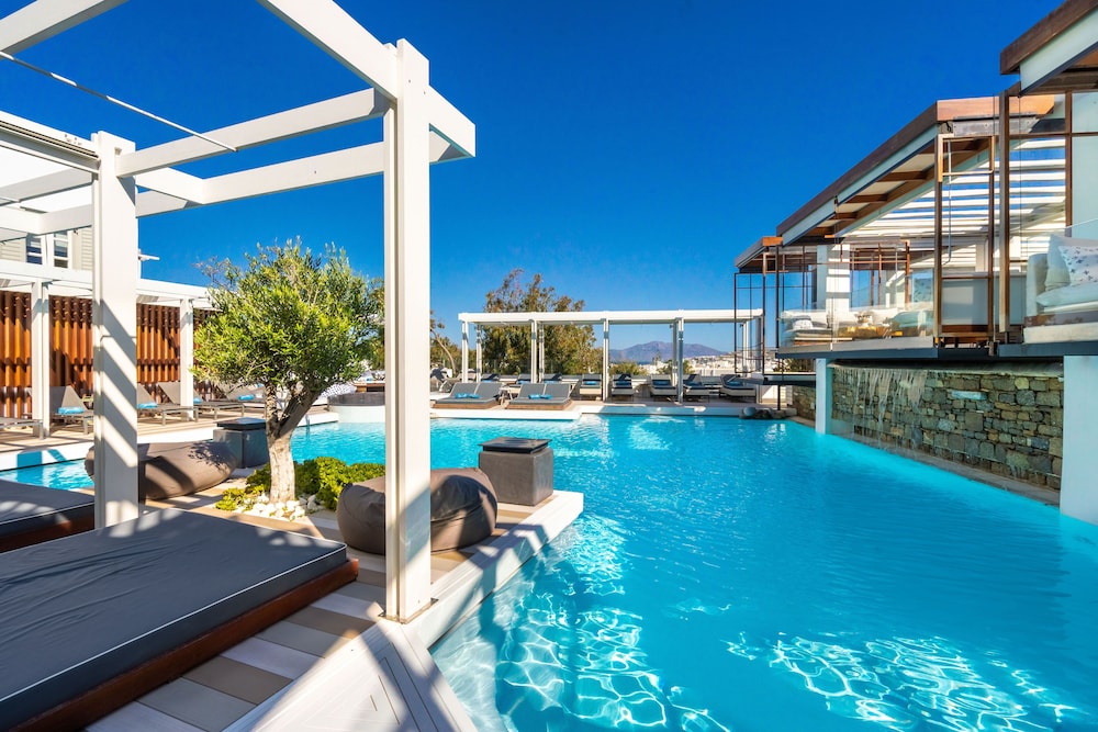 Semeli Hotel — Swimming pool in Mykonos Town, South Aegean