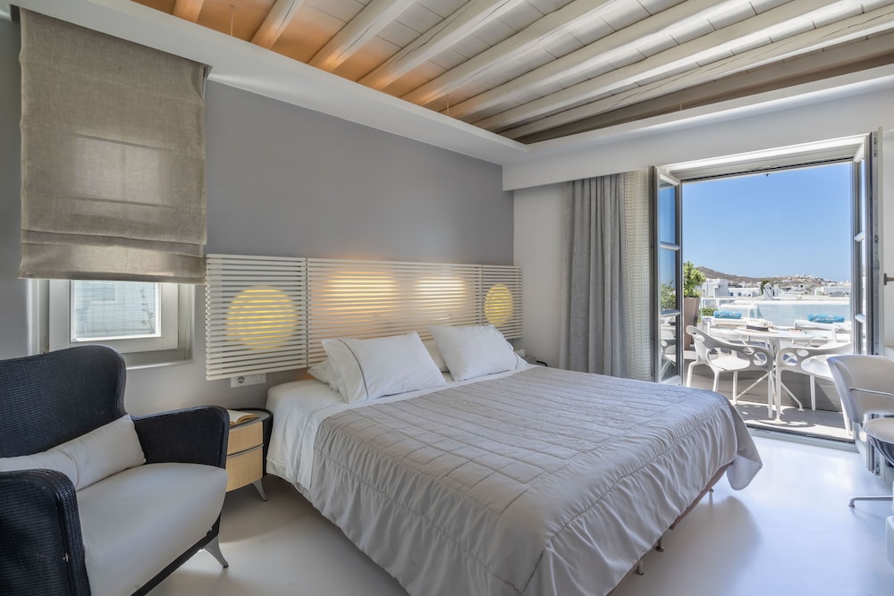 Semeli Hotel — Hotel rooms in Mykonos Town, South Aegean
