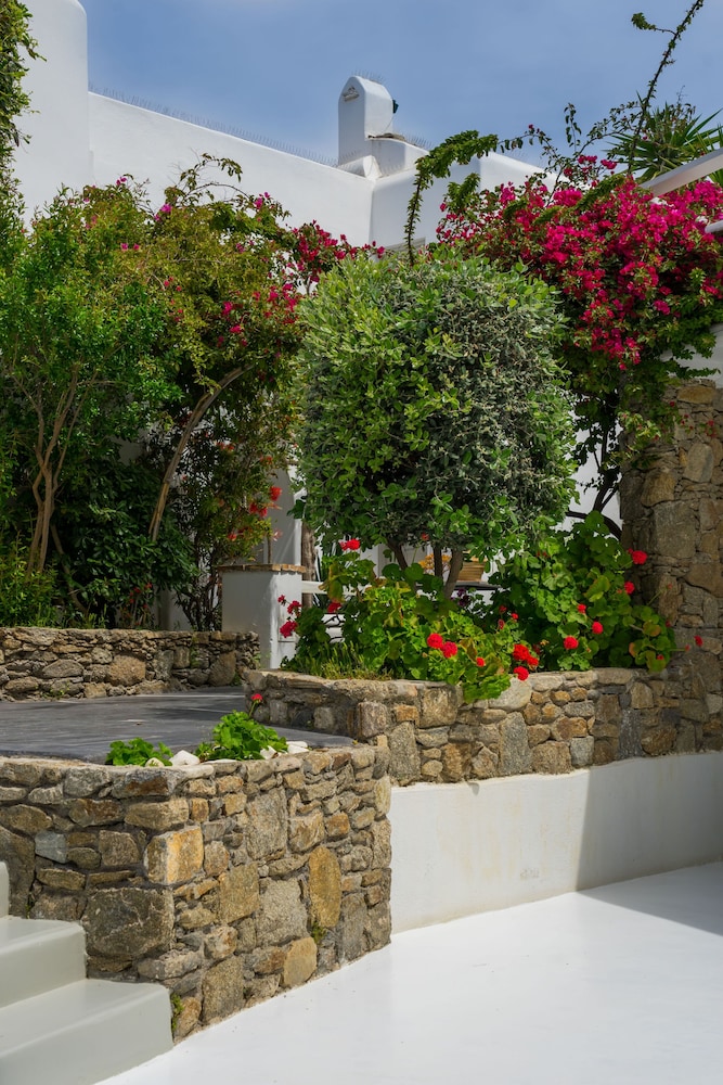 Semeli Hotel — Hotel building in Mykonos Town, South Aegean
