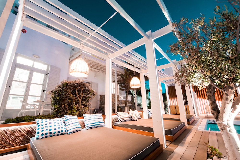 Semeli Hotel — Restaurant & bars in Mykonos Town, South Aegean