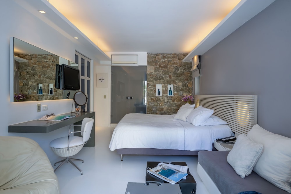 Semeli Hotel — Hotel rooms in Mykonos Town, South Aegean