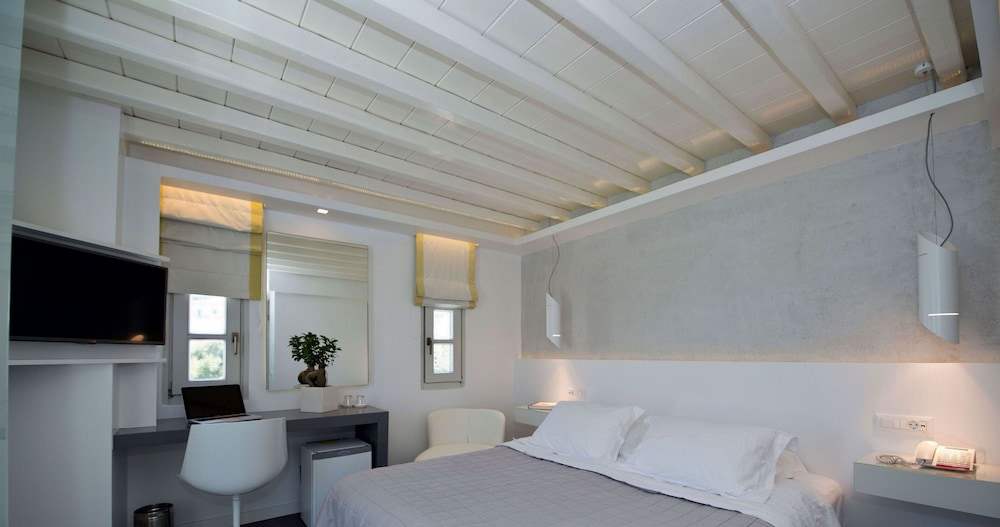 Semeli Hotel — Hotel rooms in Mykonos Town, South Aegean