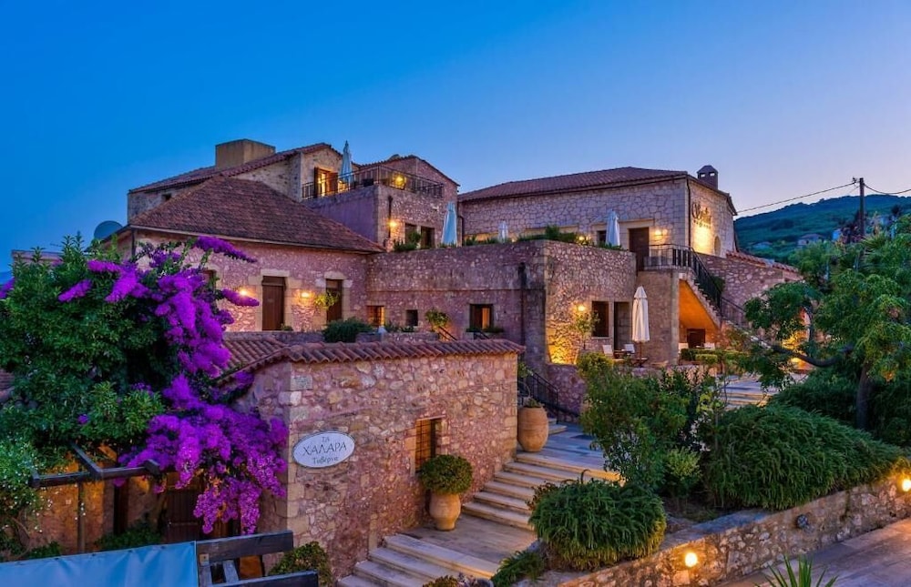 Spilia Village Hotel & Villas — Hotel building in Platanias