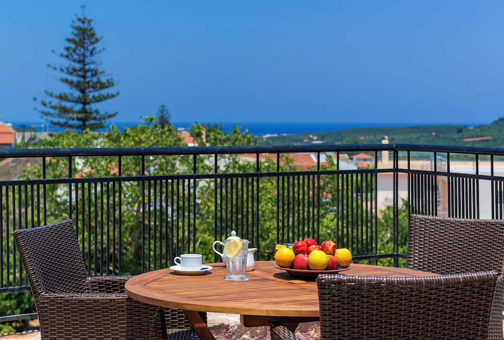Spilia Village Hotel & Villas — Attractions in the area in Platanias
