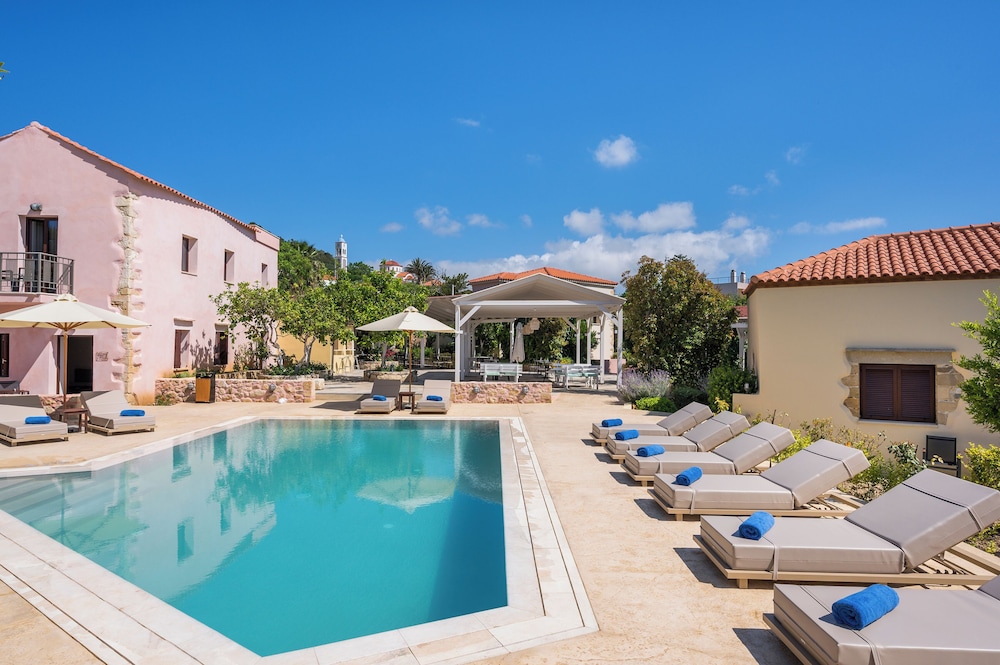 Spilia Village Hotel & Villas — Swimming pool in Platanias