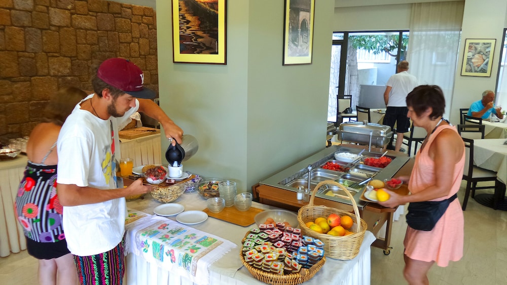 Saint Constantin Hotel — Restaurant & bars in Kos Town, South Aegean