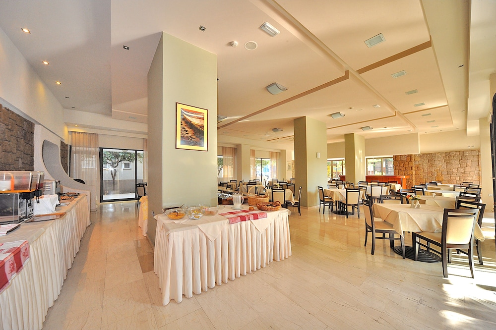 Saint Constantin Hotel — Restaurant & bars in Kos Town, South Aegean