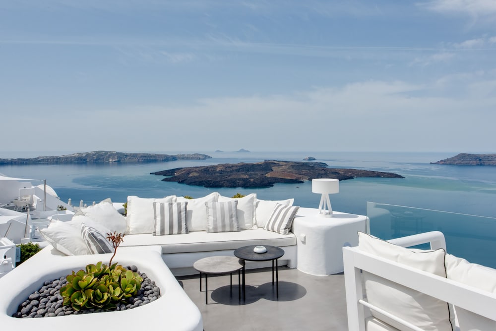 Dana Villas & Infinity Suites — Attractions in the area in Firostefan, South Aegean