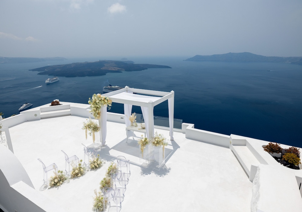 Dana Villas & Infinity Suites — Attractions in the area in Firostefan, South Aegean