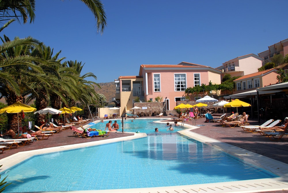 Sunrise Resort Hotel — Swimming pool in Lesvos Island
