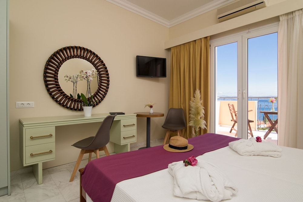 Sunrise Resort Hotel — Hotel rooms in Lesvos Island