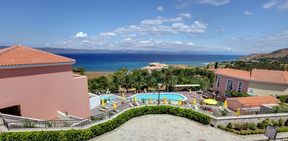 Sunrise Resort Hotel — Swimming pool in Lesvos Island