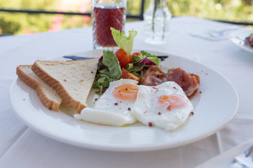 Sunrise Resort Hotel — Restaurant & bars in Lesvos Island