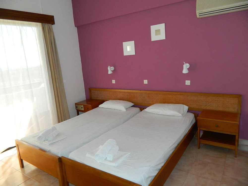 Telhinis Hotel — Hotel rooms in Faliraki, South Aegean