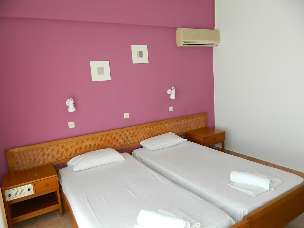 Telhinis Hotel — Hotel rooms in Faliraki, South Aegean