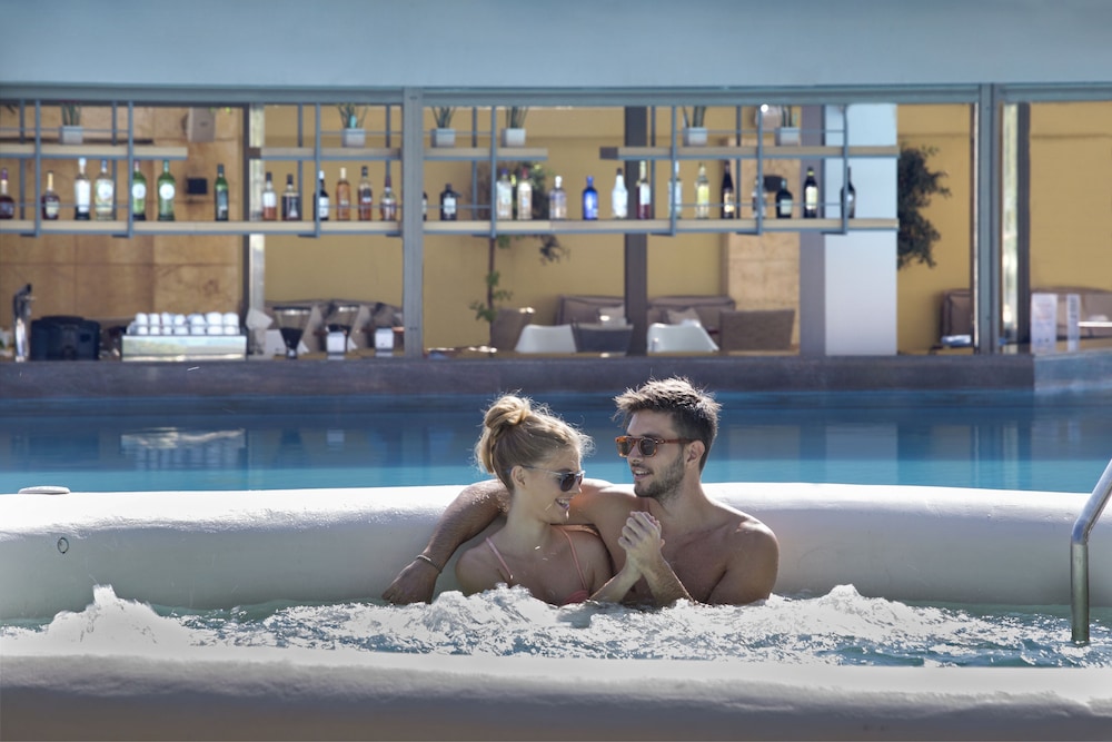 Thalassa Beach Resort - Adults Only — Swimming pool in Chania