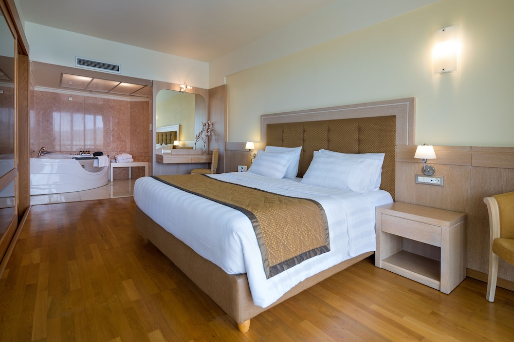 Thalassa Beach Resort - Adults Only — Hotel rooms in Chania