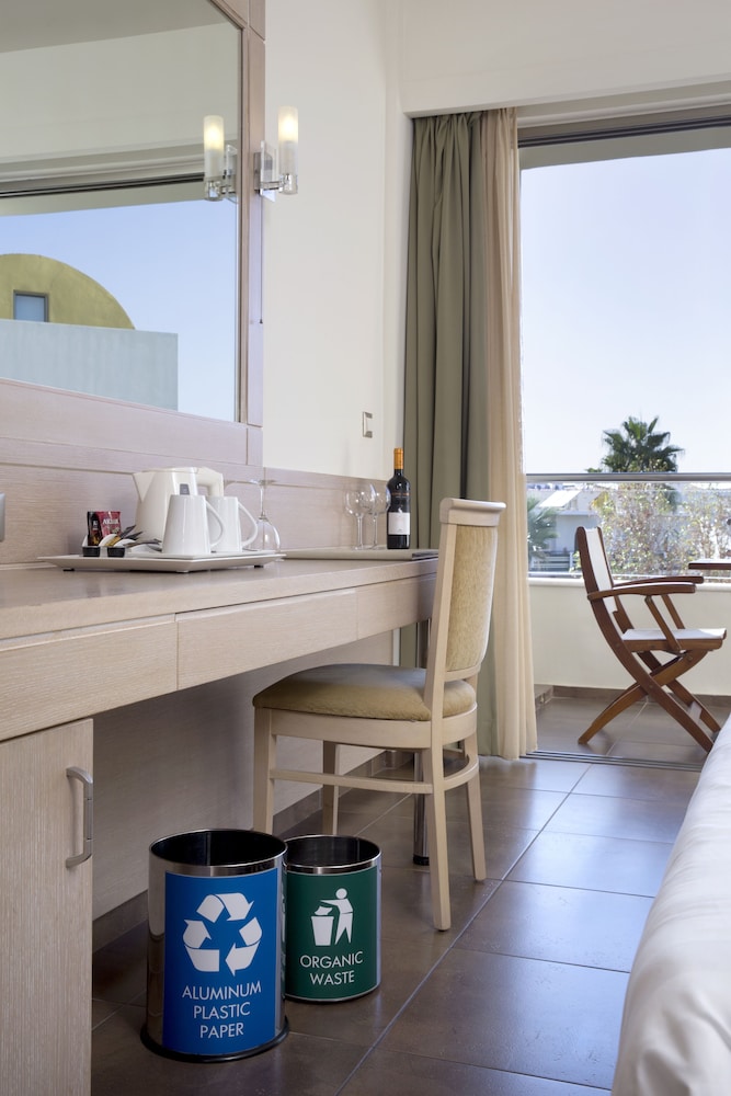 Thalassa Beach Resort - Adults Only — Hotel rooms in Chania