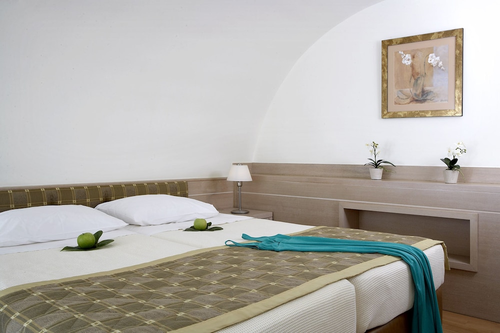 Thalassa Beach Resort - Adults Only — Hotel rooms in Chania