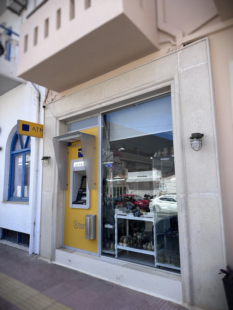 Thalia deco City & Beach Hotel — Restaurant & bars in Hersonissos