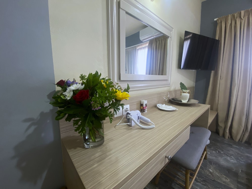 Thalia deco City & Beach Hotel — Hotel rooms in Hersonissos