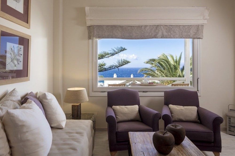 Vencia Boutique Hotel — Hotel rooms in Mykonos Town, South Aegean