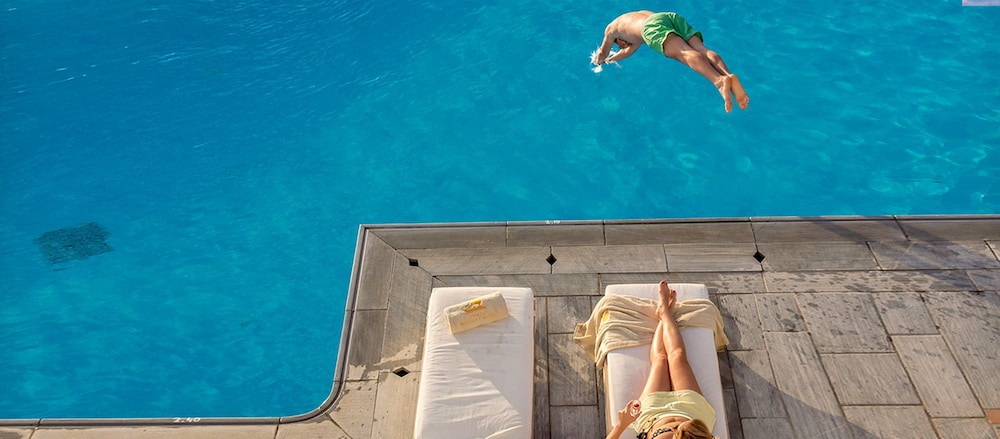 Vencia Boutique Hotel — Swimming pool in Mykonos Town, South Aegean