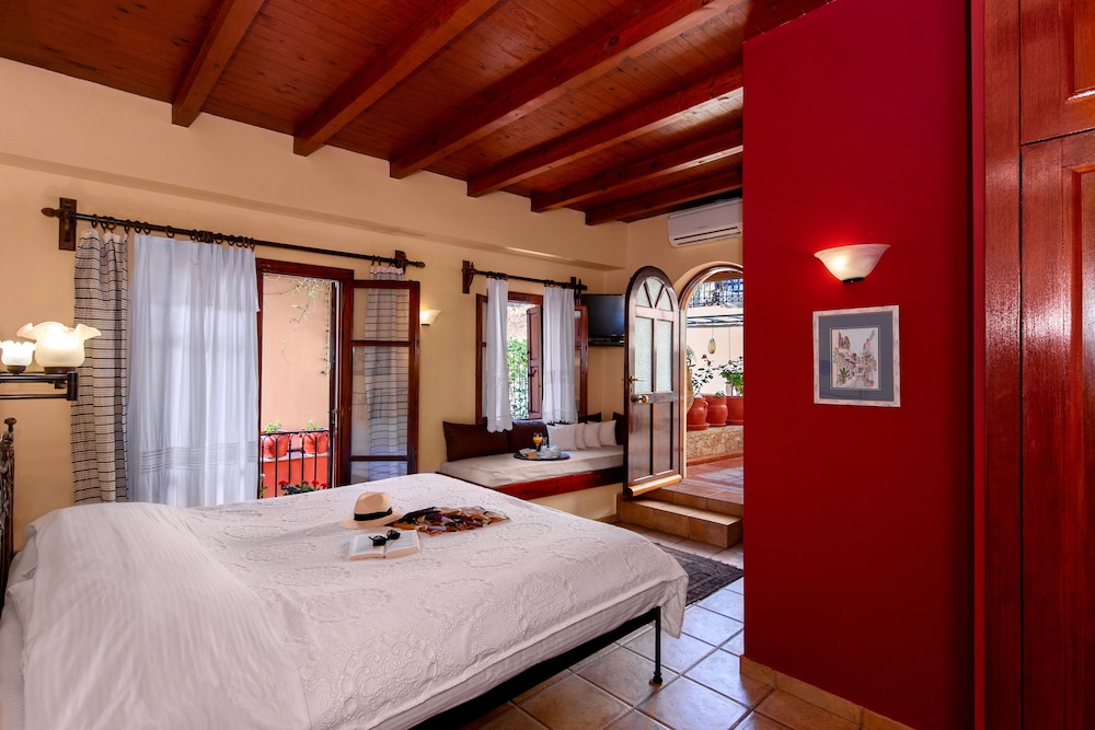 Veneto Boutique Hotel — Hotel rooms in Rethymnon