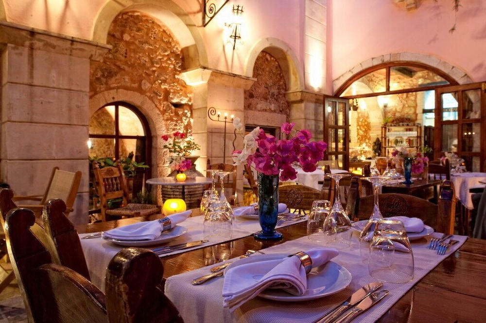 Veneto Boutique Hotel — Restaurant & bars in Rethymnon