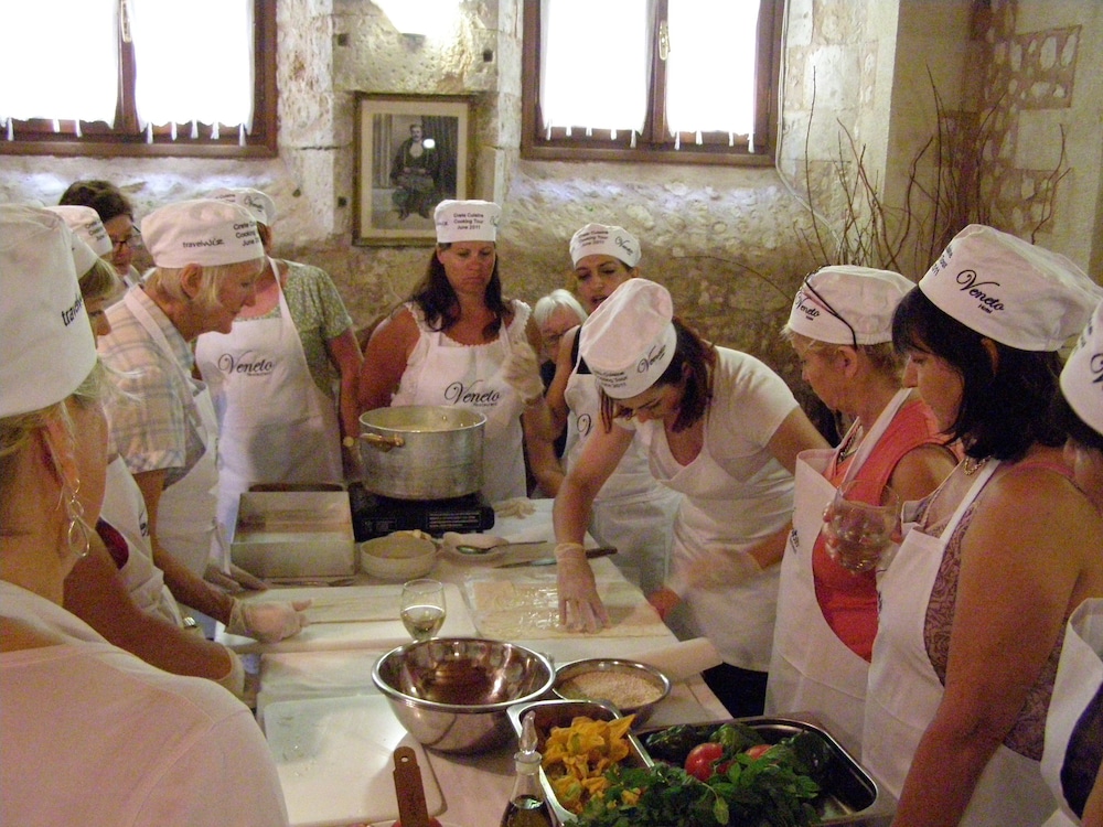 Veneto Boutique Hotel — Restaurant & bars in Rethymnon