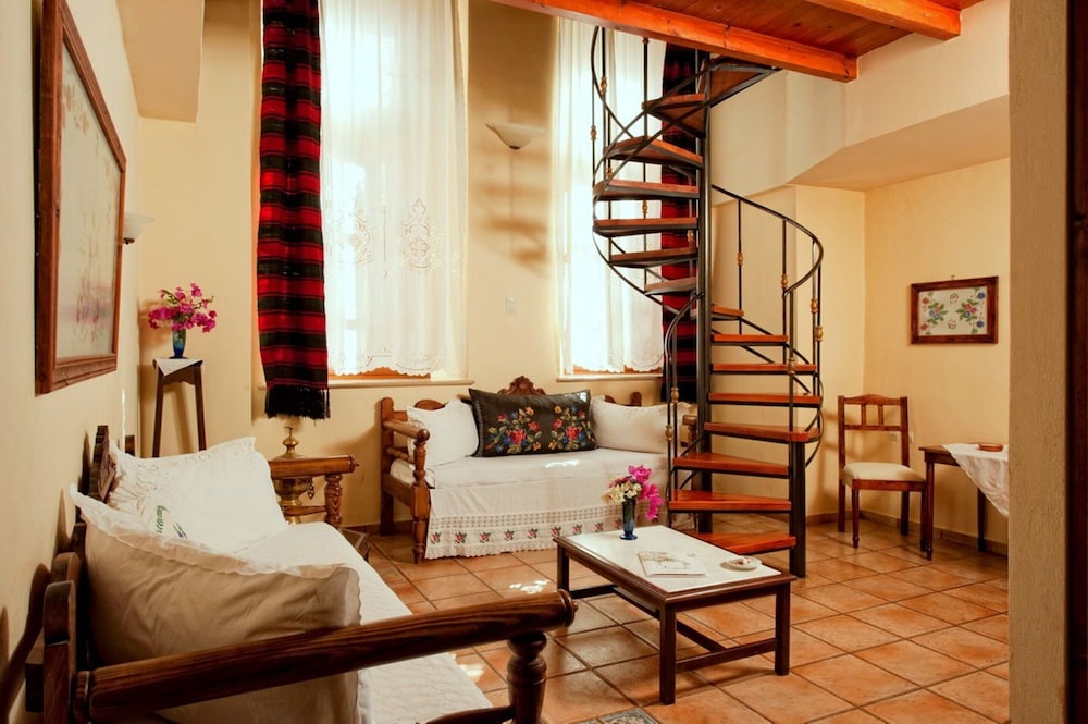 Veneto Boutique Hotel — Hotel rooms in Rethymnon