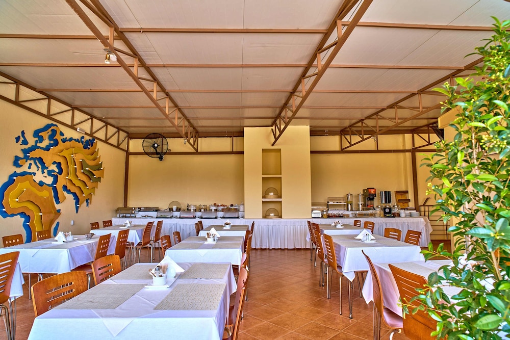 Veronica Hotel — Restaurant & bars in Chania