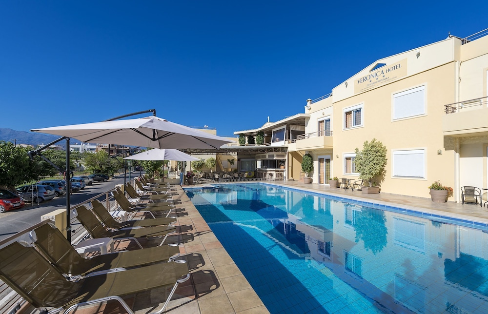 Veronica Hotel — Main photo in Chania