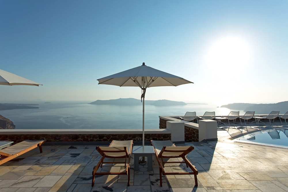 Xenones Filotera — Attractions in the area in Imerovigli, South Aegean