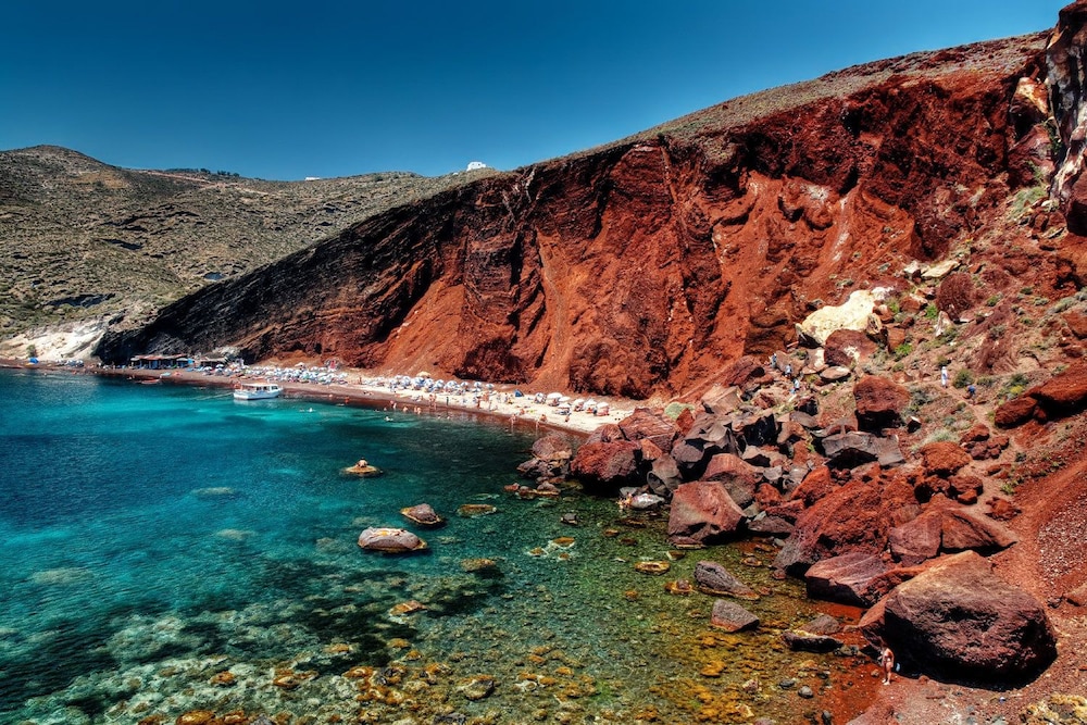 Xenones Filotera — Beach in Imerovigli, South Aegean