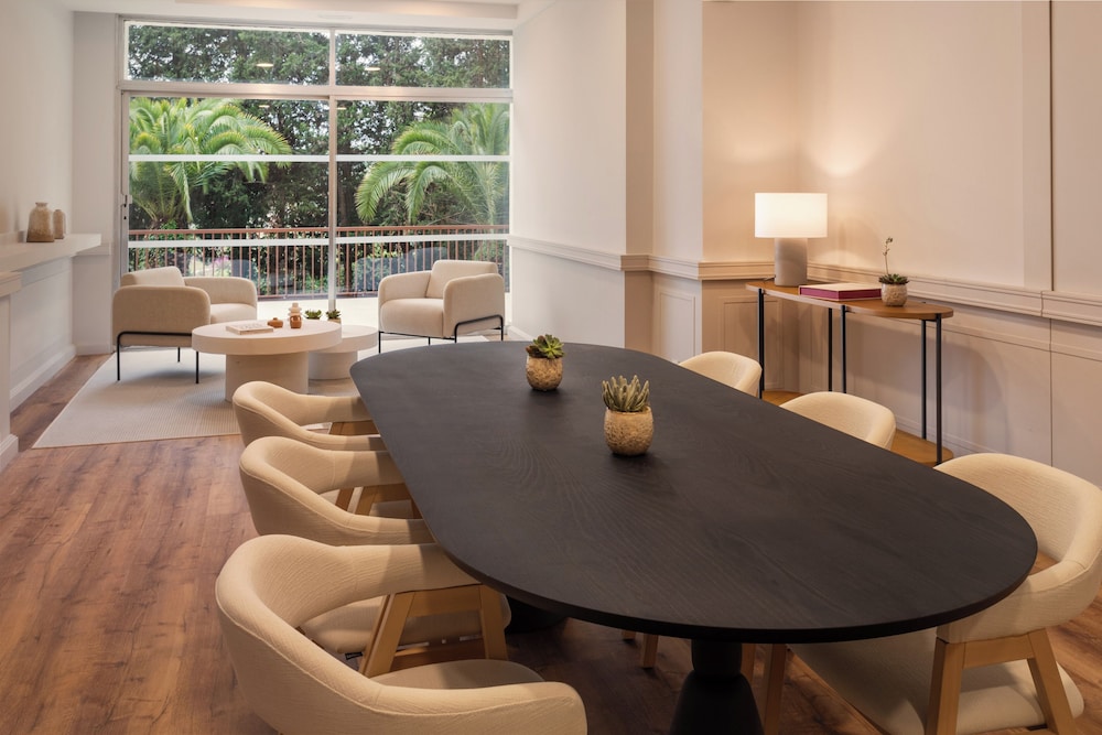 Melia Lloret de Mar — Restaurant & bars in Lloret de Mar, Catalonia